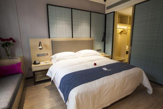 Echarm Hotel Ji'Nan Railway Station Jinan Bagian luar foto