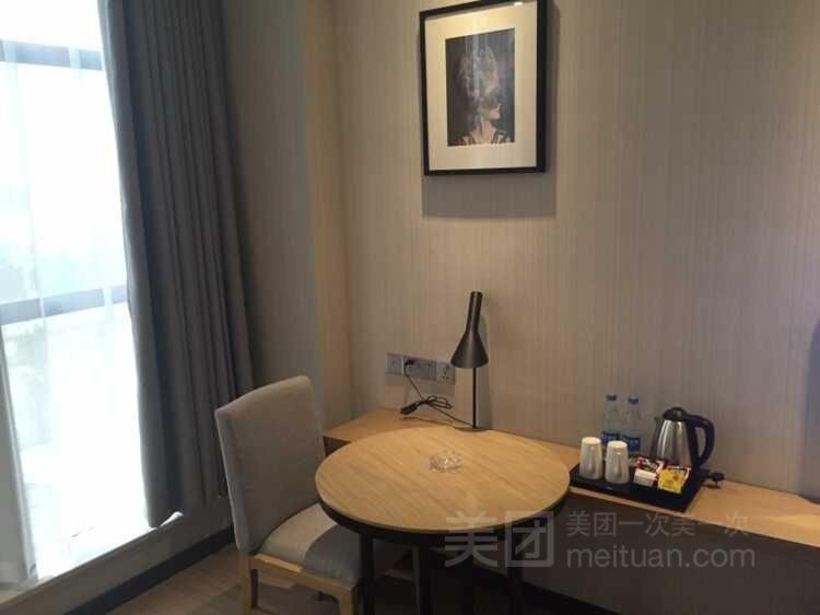 Echarm Hotel Ji'Nan Railway Station Jinan Bagian luar foto