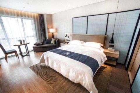 Echarm Hotel Ji'Nan Railway Station Jinan Bagian luar foto